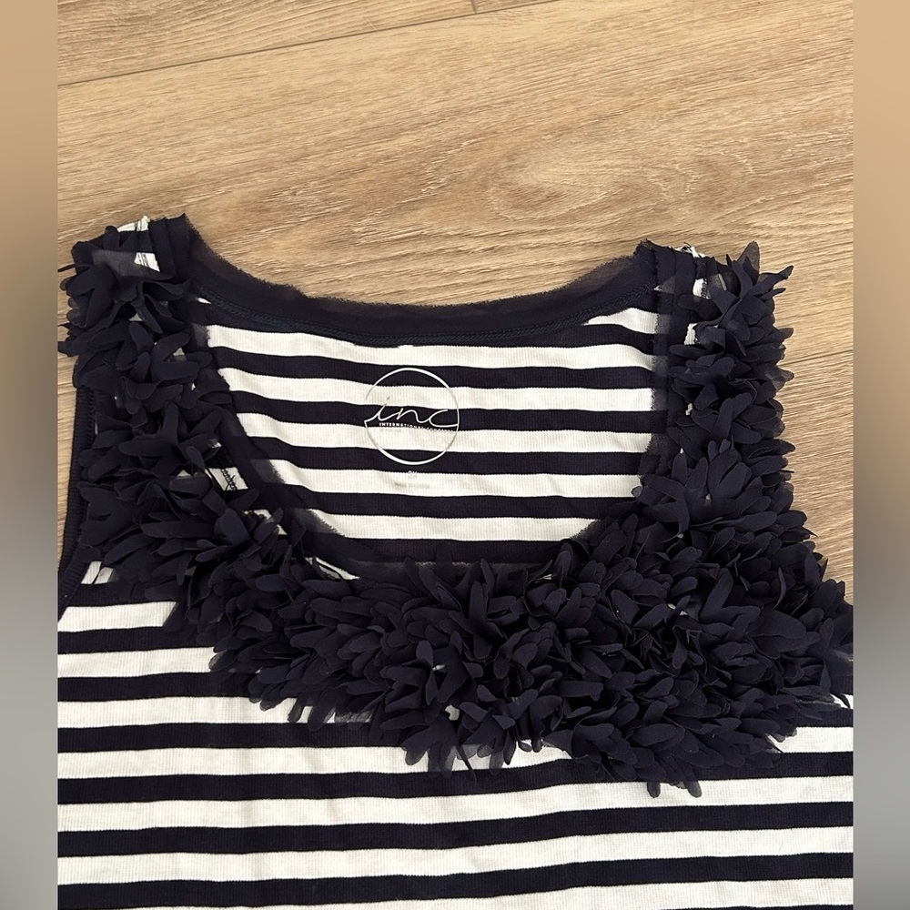 INC International Concepts striped scooped tank top New w/tag Navy Blue/White